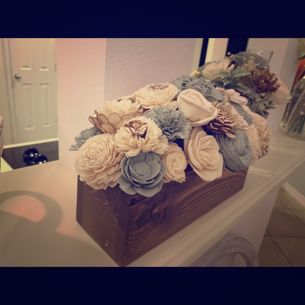 9x3 farmhouse sola wood arrangement